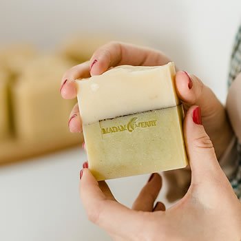 Doğal Çay Ağacı Sabunu Nedir? Faydaları Nelerdir?