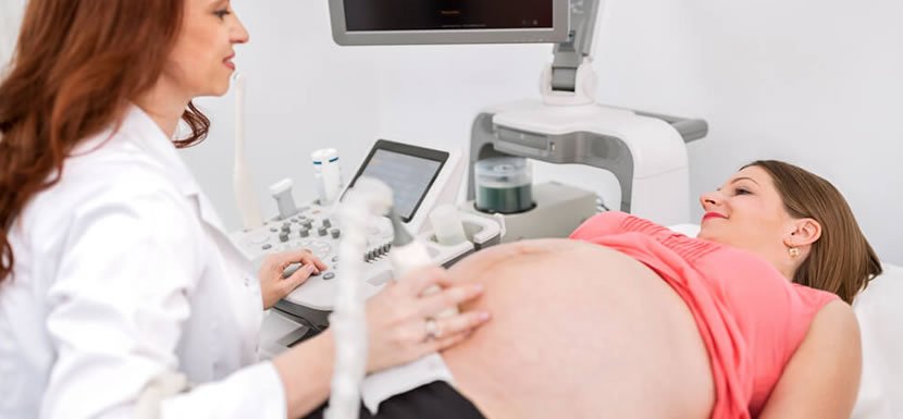 Ultrasonda Bebeğin İlk Kalp Atışlarının Görülmesi